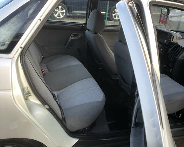 Сірий ВАЗ 2110, об'ємом двигуна 1.5 л та пробігом 74 тис. км за 2450 $, фото 12 на Automoto.ua