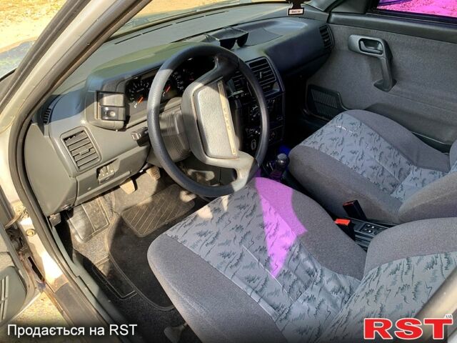 Сірий ВАЗ 2110, об'ємом двигуна 1.6 л та пробігом 270 тис. км за 2100 $, фото 5 на Automoto.ua