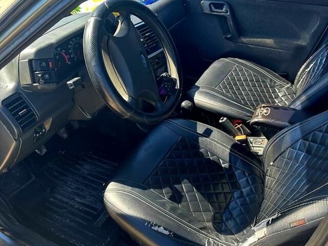Серый ВАЗ 2110, объемом двигателя 1.6 л и пробегом 123 тыс. км за 2400 $, фото 2 на Automoto.ua