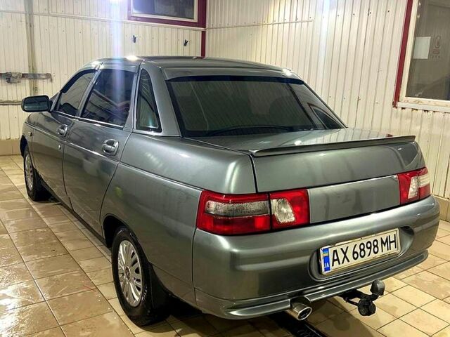 Серый ВАЗ 2110, объемом двигателя 1.6 л и пробегом 256 тыс. км за 2850 $, фото 5 на Automoto.ua