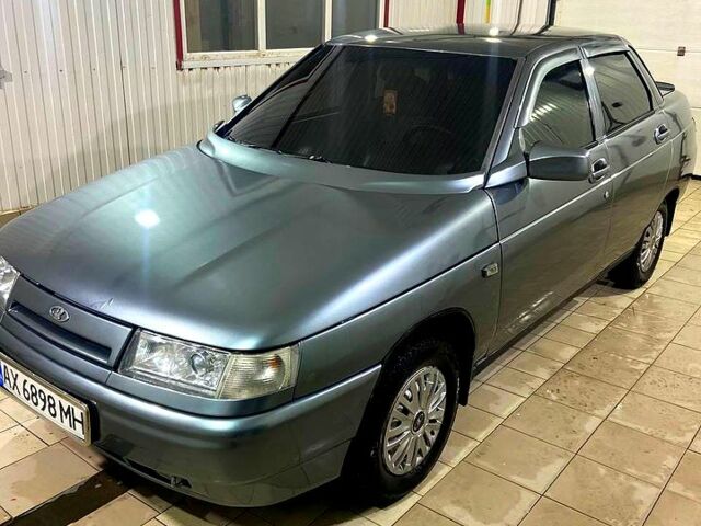 Серый ВАЗ 2110, объемом двигателя 1.6 л и пробегом 256 тыс. км за 2850 $, фото 1 на Automoto.ua