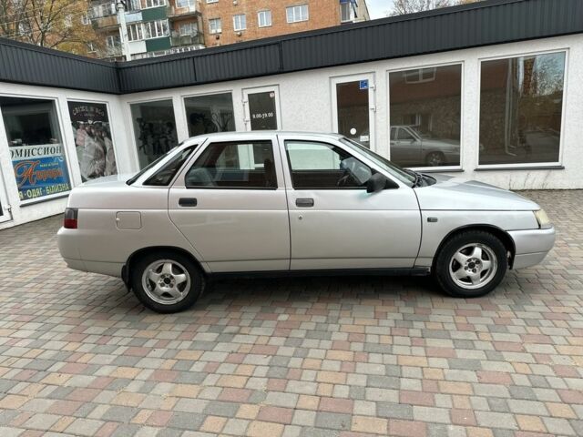 Серый ВАЗ 2110, объемом двигателя 1.6 л и пробегом 180 тыс. км за 1800 $, фото 2 на Automoto.ua