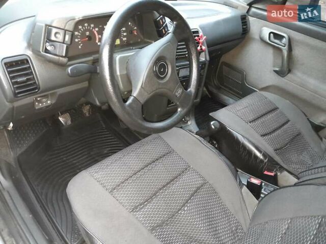 Сірий ВАЗ 2110, об'ємом двигуна 1.6 л та пробігом 176 тис. км за 1500 $, фото 12 на Automoto.ua