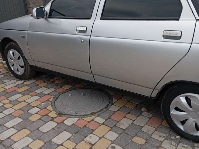 Сірий ВАЗ 2110, об'ємом двигуна 1.6 л та пробігом 265 тис. км за 1600 $, фото 6 на Automoto.ua