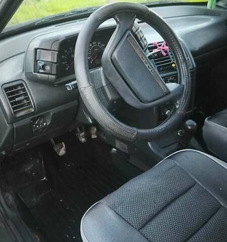 Сірий ВАЗ 2110, об'ємом двигуна 1.6 л та пробігом 107 тис. км за 1909 $, фото 9 на Automoto.ua