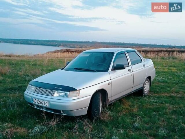 Серый ВАЗ 2110, объемом двигателя 1.6 л и пробегом 270 тыс. км за 1950 $, фото 2 на Automoto.ua