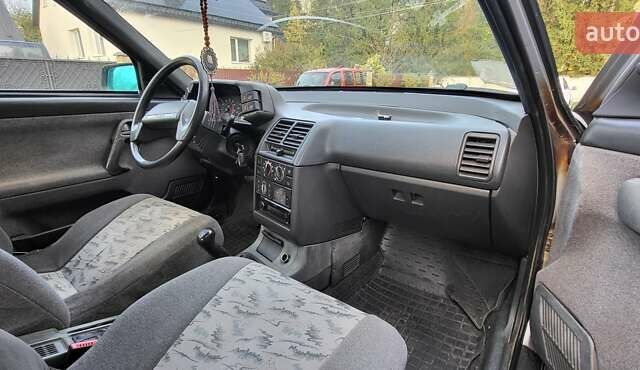Сірий ВАЗ 2110, об'ємом двигуна 0.11 л та пробігом 152 тис. км за 1550 $, фото 9 на Automoto.ua