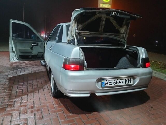 Серый ВАЗ 2110, объемом двигателя 1.6 л и пробегом 300 тыс. км за 1600 $, фото 6 на Automoto.ua