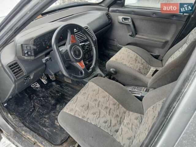 Серый ВАЗ 2110, объемом двигателя 1.6 л и пробегом 130 тыс. км за 950 $, фото 8 на Automoto.ua