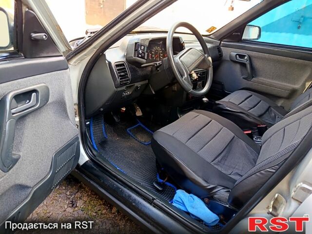 ВАЗ 2110 2005 в Кривом Роге на Automoto.ua Серый ВАЗ 2110, объемом двигателя 1.6 л и пробегом 175 тыс. км за 1900 $, фото 5 на Automoto.ua