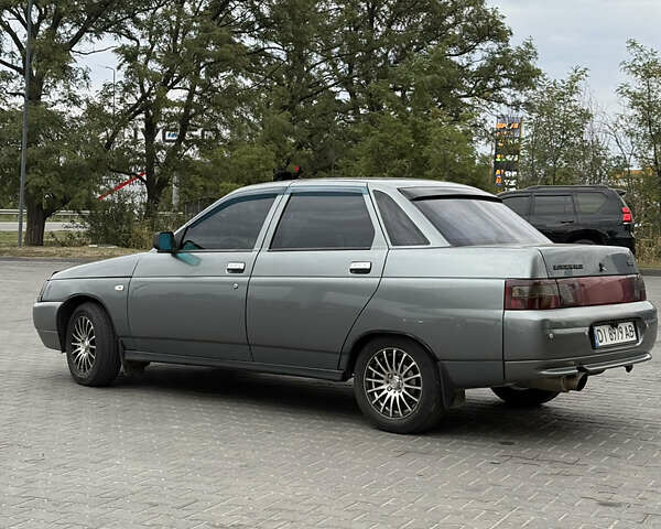 Серый ВАЗ 2110, объемом двигателя 1.6 л и пробегом 245 тыс. км за 2000 $, фото 10 на Automoto.ua