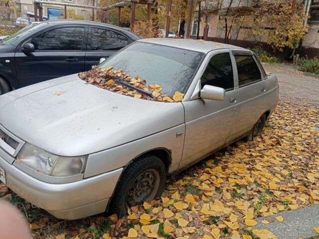 Серый ВАЗ 2110, объемом двигателя 0 л и пробегом 250 тыс. км за 800 $, фото 2 на Automoto.ua