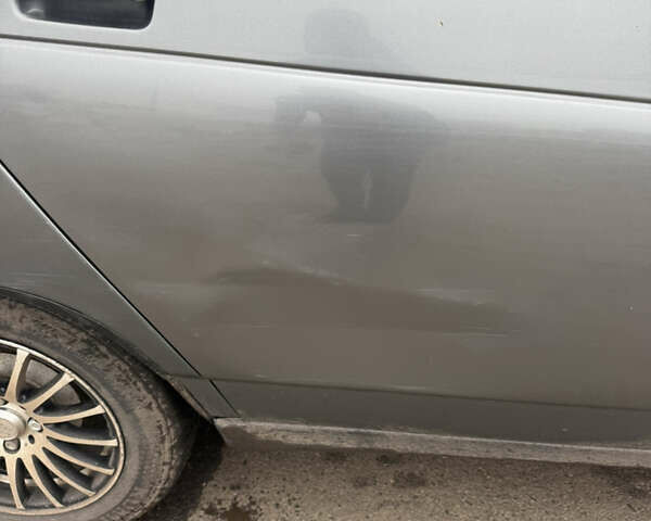 Серый ВАЗ 2110, объемом двигателя 1.6 л и пробегом 245 тыс. км за 2000 $, фото 15 на Automoto.ua