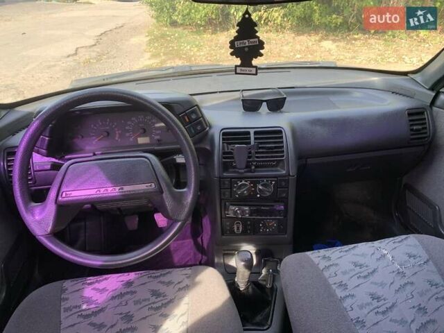 Сірий ВАЗ 2110, об'ємом двигуна 1.6 л та пробігом 270 тис. км за 2100 $, фото 9 на Automoto.ua