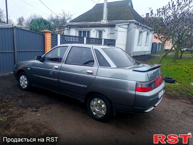 Серый ВАЗ 2110, объемом двигателя 1.6 л и пробегом 180 тыс. км за 2600 $, фото 3 на Automoto.ua