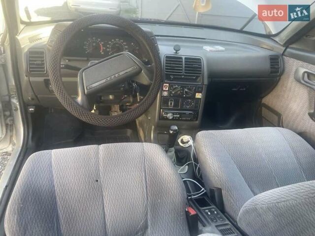 Серый ВАЗ 2110, объемом двигателя 1.6 л и пробегом 304 тыс. км за 1400 $, фото 4 на Automoto.ua