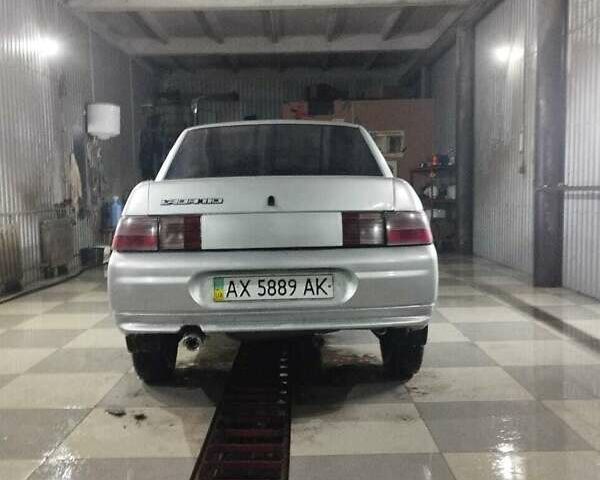 Сірий ВАЗ 2110, об'ємом двигуна 1.6 л та пробігом 170 тис. км за 2550 $, фото 6 на Automoto.ua