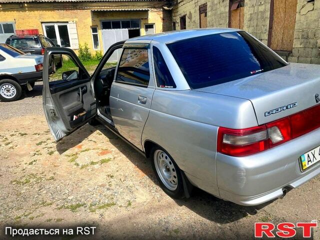 Серый ВАЗ 2110, объемом двигателя 1.6 л и пробегом 300 тыс. км за 2000 $, фото 6 на Automoto.ua