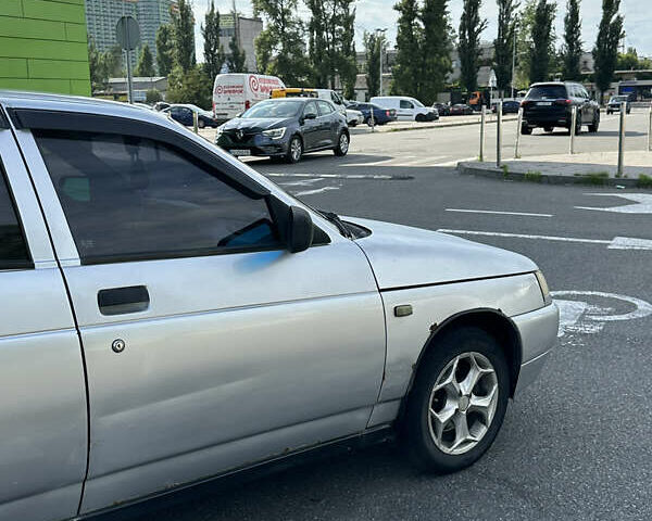 Сірий ВАЗ 2110, об'ємом двигуна 1.6 л та пробігом 201 тис. км за 1400 $, фото 7 на Automoto.ua