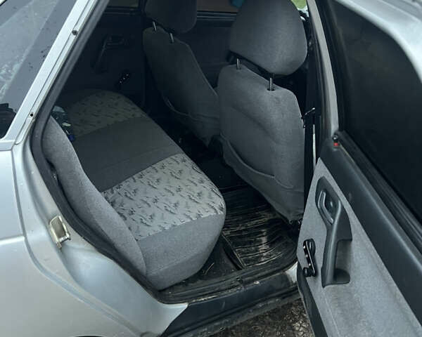 Серый ВАЗ 2110, объемом двигателя 1.6 л и пробегом 173 тыс. км за 1500 $, фото 6 на Automoto.ua