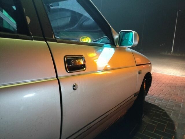 Серый ВАЗ 2110, объемом двигателя 1.6 л и пробегом 300 тыс. км за 1600 $, фото 5 на Automoto.ua