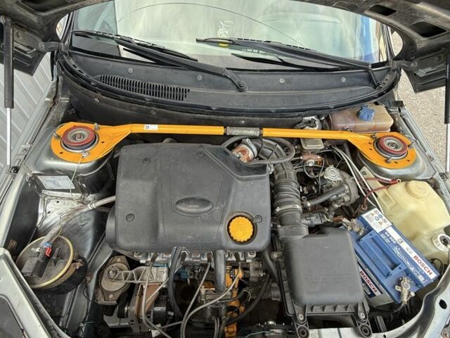 Серый ВАЗ 2110, объемом двигателя 1.6 л и пробегом 245 тыс. км за 2500 $, фото 12 на Automoto.ua