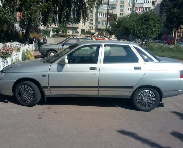 Сірий ВАЗ 2110, об'ємом двигуна 1.6 л та пробігом 100 тис. км за 2600 $, фото 1 на Automoto.ua