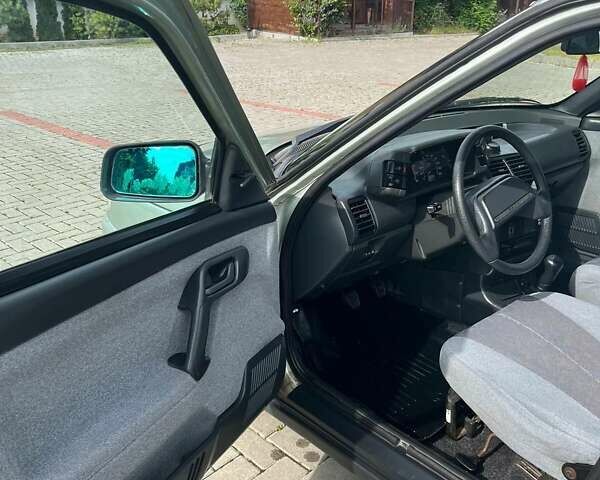 Сірий ВАЗ 2110, об'ємом двигуна 1.6 л та пробігом 98 тис. км за 2700 $, фото 15 на Automoto.ua
