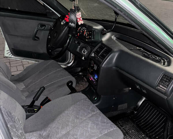 Сірий ВАЗ 2110, об'ємом двигуна 1.6 л та пробігом 119 тис. км за 2200 $, фото 3 на Automoto.ua