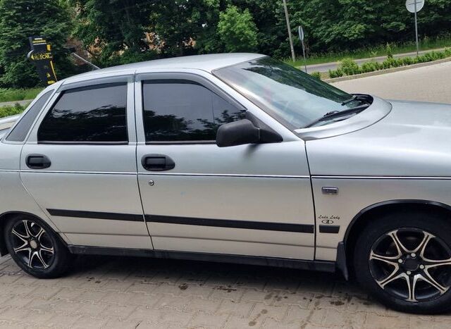 Сірий ВАЗ 2110, об'ємом двигуна 1.6 л та пробігом 240 тис. км за 1400 $, фото 2 на Automoto.ua