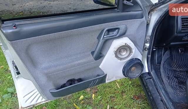 Серый ВАЗ 2110, объемом двигателя 1.6 л и пробегом 340 тыс. км за 1250 $, фото 6 на Automoto.ua