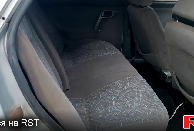Серый ВАЗ 2110, объемом двигателя 15 л и пробегом 110 тыс. км за 1100 $, фото 4 на Automoto.ua