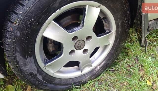 Серый ВАЗ 2110, объемом двигателя 1.6 л и пробегом 340 тыс. км за 1250 $, фото 12 на Automoto.ua