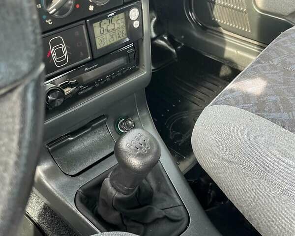 Сірий ВАЗ 2110, об'ємом двигуна 1.6 л та пробігом 98 тис. км за 2700 $, фото 28 на Automoto.ua