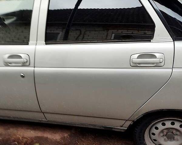 ВАЗ 2110 2005 у Мерефа на Automoto.ua Сірий ВАЗ 2110, об'ємом двигуна 1.6 л та пробігом 202 тис. км за 1800 $, фото 7 на Automoto.ua