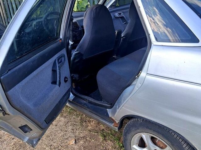 Серый ВАЗ 2110, объемом двигателя 1.6 л и пробегом 265 тыс. км за 1100 $, фото 7 на Automoto.ua