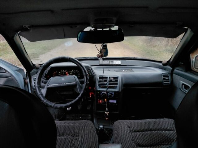 Сірий ВАЗ 2110, об'ємом двигуна 1.6 л та пробігом 300 тис. км за 999 $, фото 10 на Automoto.ua