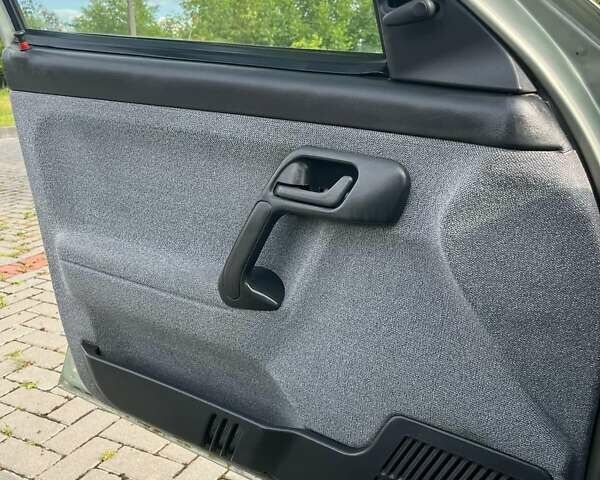 Сірий ВАЗ 2110, об'ємом двигуна 1.6 л та пробігом 98 тис. км за 2700 $, фото 37 на Automoto.ua