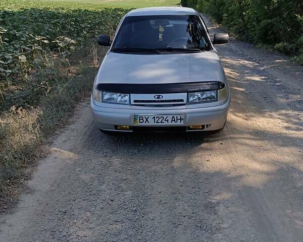 Сірий ВАЗ 2110, об'ємом двигуна 1.6 л та пробігом 250 тис. км за 1800 $, фото 9 на Automoto.ua