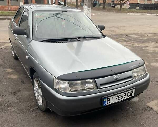 Серый ВАЗ 2110, объемом двигателя 1.6 л и пробегом 224 тыс. км за 1600 $, фото 2 на Automoto.ua