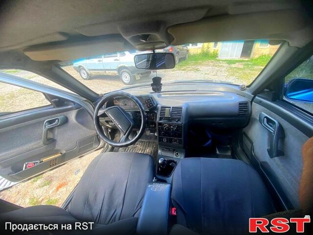 Серый ВАЗ 2110, объемом двигателя 1.6 л и пробегом 300 тыс. км за 2000 $, фото 3 на Automoto.ua