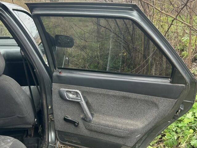 Серый ВАЗ 2110, объемом двигателя 1.6 л и пробегом 248 тыс. км за 1650 $, фото 7 на Automoto.ua