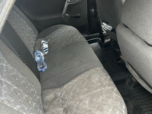 Серый ВАЗ 2110, объемом двигателя 1.6 л и пробегом 248 тыс. км за 1650 $, фото 6 на Automoto.ua