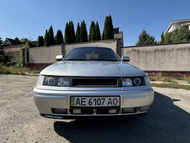 Серый ВАЗ 2110, объемом двигателя 1.6 л и пробегом 101 тыс. км за 2250 $, фото 2 на Automoto.ua