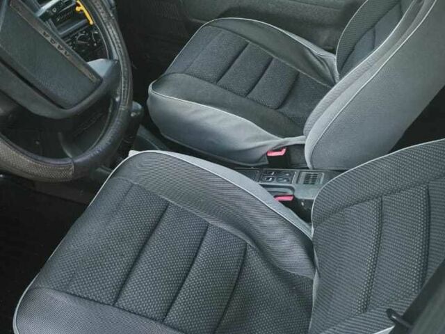 Сірий ВАЗ 2110, об'ємом двигуна 1.6 л та пробігом 107 тис. км за 1909 $, фото 12 на Automoto.ua