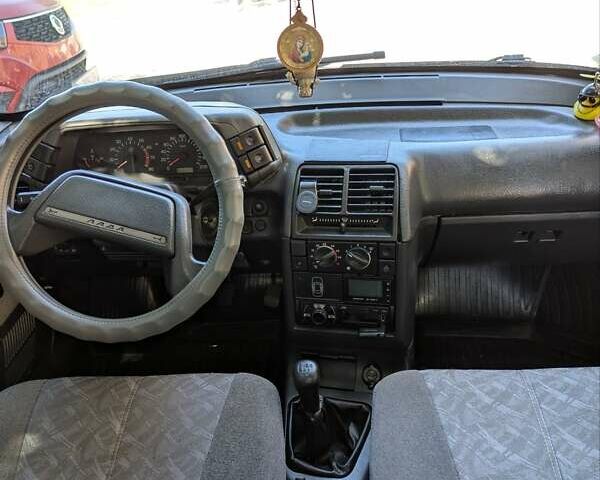 Серый ВАЗ 2110, объемом двигателя 1.6 л и пробегом 117 тыс. км за 1699 $, фото 12 на Automoto.ua