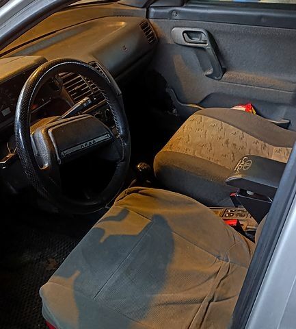 Сірий ВАЗ 2110, об'ємом двигуна 1.6 л та пробігом 229 тис. км за 1700 $, фото 2 на Automoto.ua