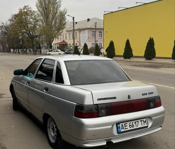 Серый ВАЗ 2110, объемом двигателя 1.6 л и пробегом 200 тыс. км за 1600 $, фото 1 на Automoto.ua