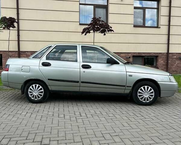 Сірий ВАЗ 2110, об'ємом двигуна 1.6 л та пробігом 98 тис. км за 2700 $, фото 4 на Automoto.ua