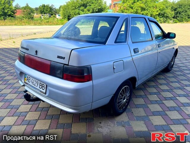 Серый ВАЗ 2110, объемом двигателя 1.6 л и пробегом 200 тыс. км за 2250 $, фото 2 на Automoto.ua
